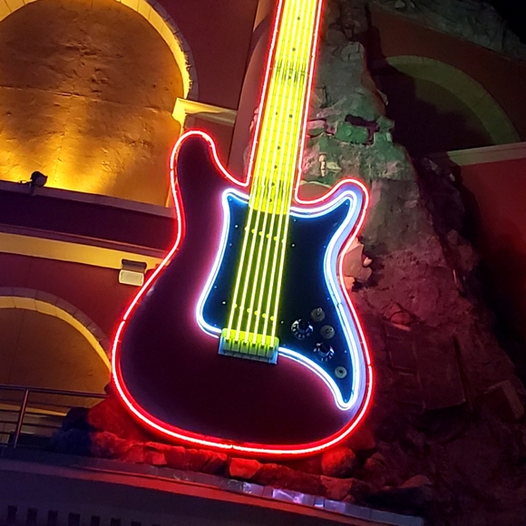 Meet your Posher, Tina - Picture 1 of 1